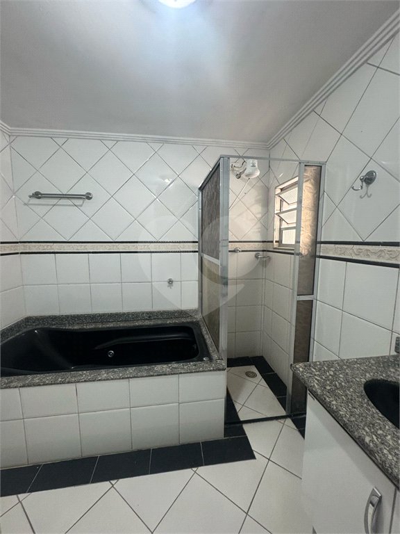Casa à venda com 4 quartos, sendo 2 suítes, em Jardim Bela Vista, Guarulhos, SP
