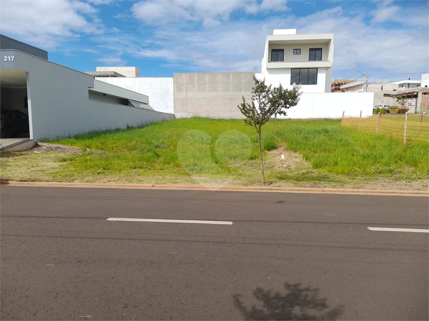 Terreno à Venda no Condomínio Faber IV – São Carlos/SP