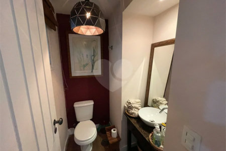 Casa à venda com 4 suítes no condomínio Fechado, São Paulo - SP