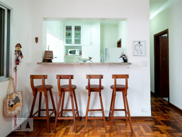Casa à venda com 3 quartos, sendo 2 suítes,  em Jardim Prudência, São Paulo, SP