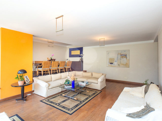 Apartamento à venda com 3 quartos, sendo 2 suítes,  em Alto da Boa Vista, São Paulo, SP