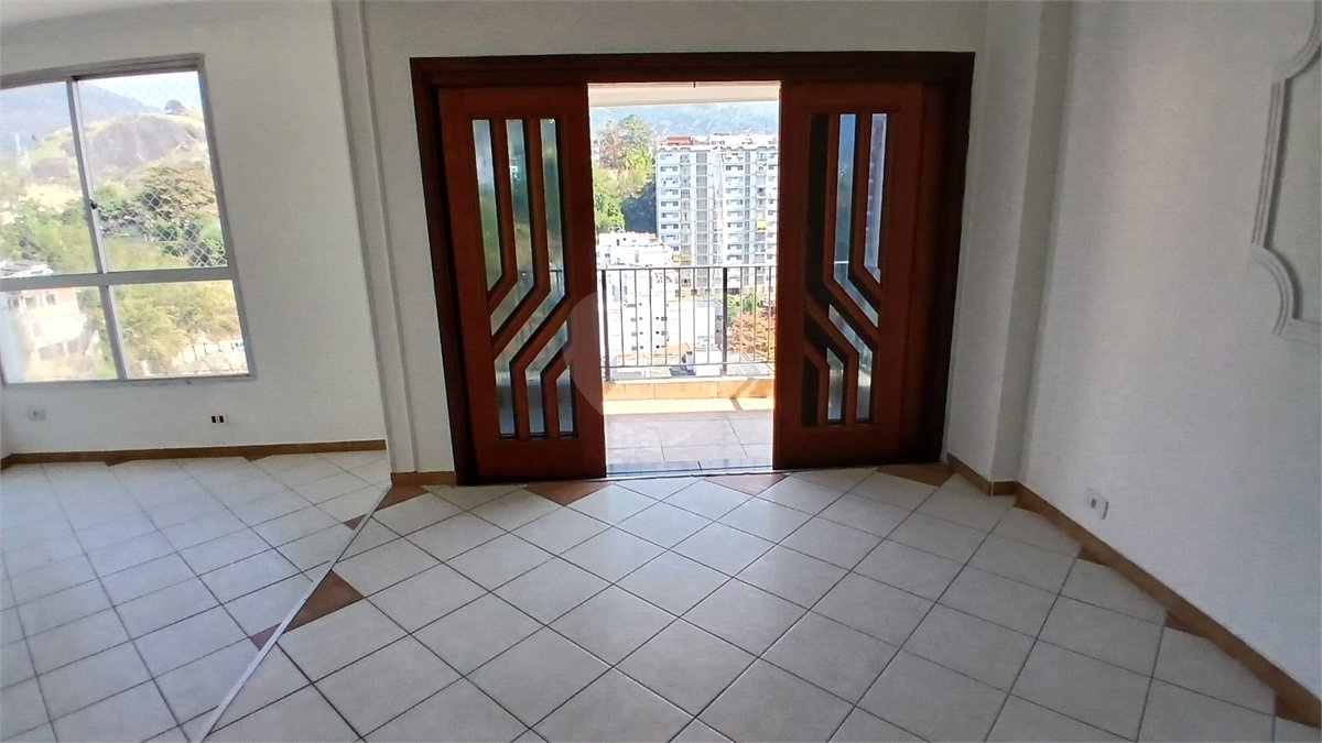 Cobertura à venda com 3 quartos, sendo 1 suíte, em Tijuca, Rio de Janeiro, RJ