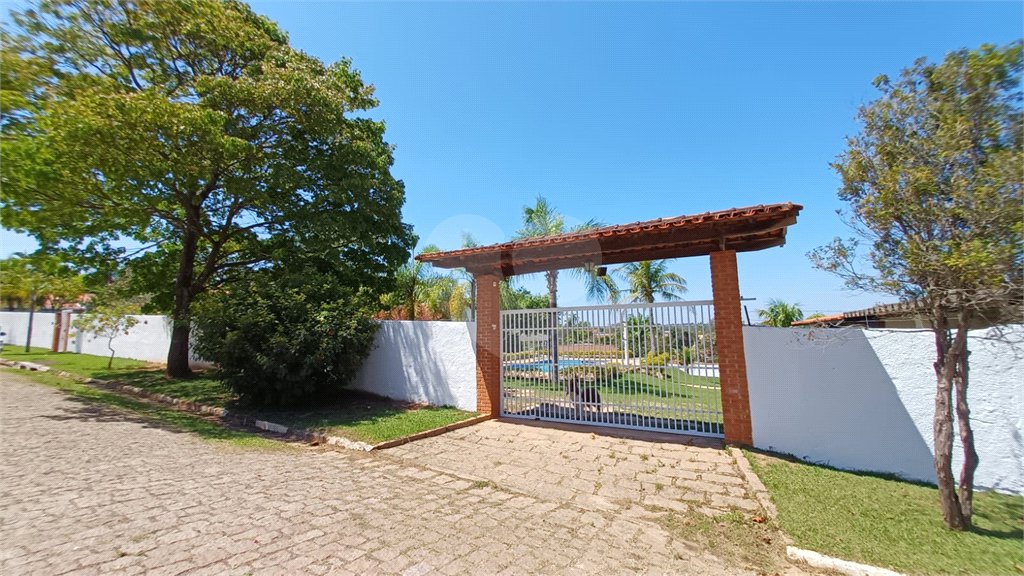 Casa à venda com 3 quartos, sendo 1 suíte, no condomínio Santa Inês, Itu - SP