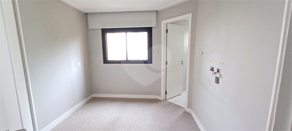 Apartamento à venda com 3 suítes em Jardim Fonte do Morumbi, São Paulo, SP