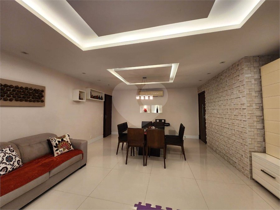 Apartamento à venda com 4 quartos, sendo 1 suíte, em Tijuca, Rio de Janeiro, RJ
