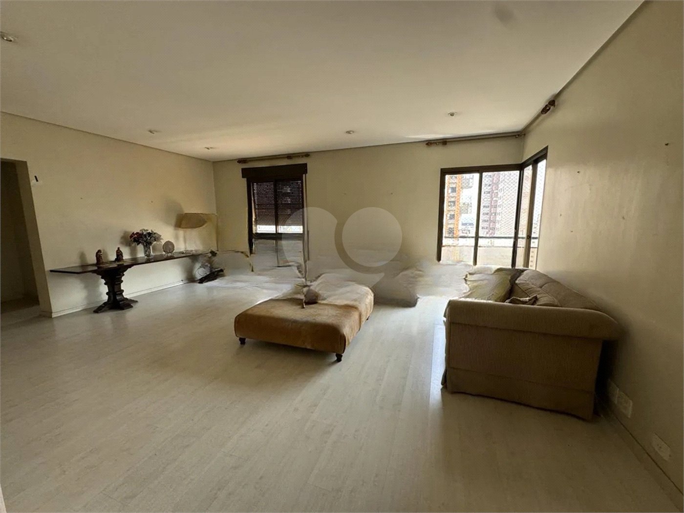 Apartamento à venda com 4 quartos, sendo 2 suítes,  em Vila Suzana, São Paulo, SP