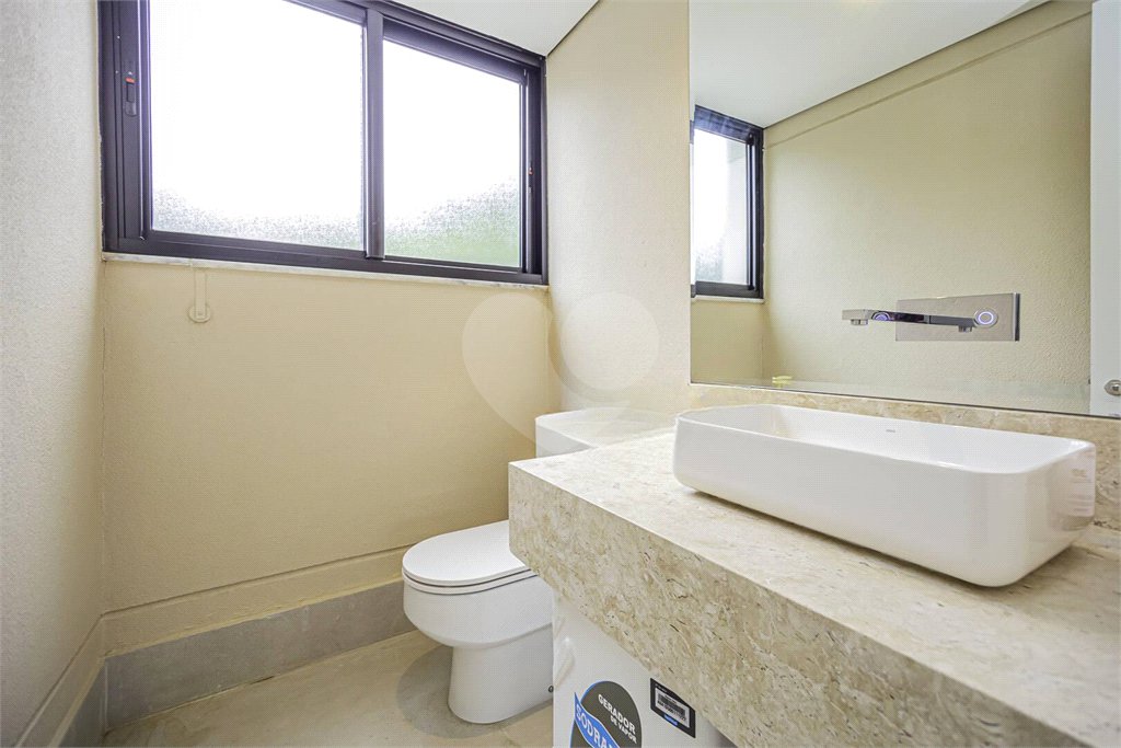 Apartamento à venda com 3 suítes em Cidade Jardim, São Paulo, SP