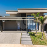 Casa à venda com 3 suítes no condomínio Residencial Dona Maria Candida, Indaiatuba - SP