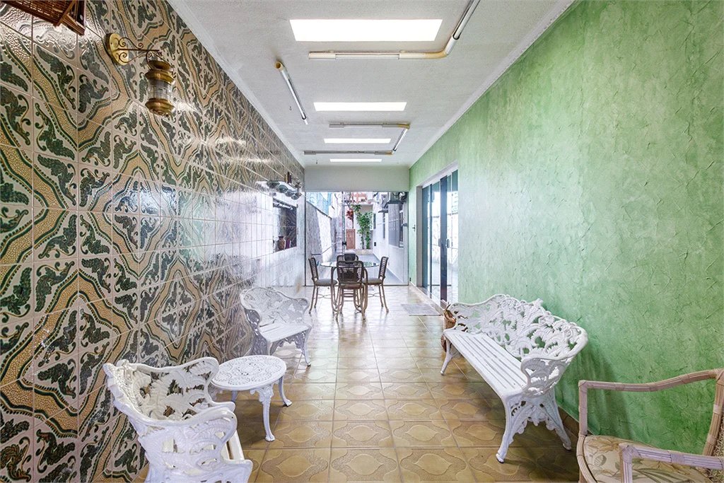 Casa à venda com 5 quartos, sendo 3 suítes, em Lapa, São Paulo, SP