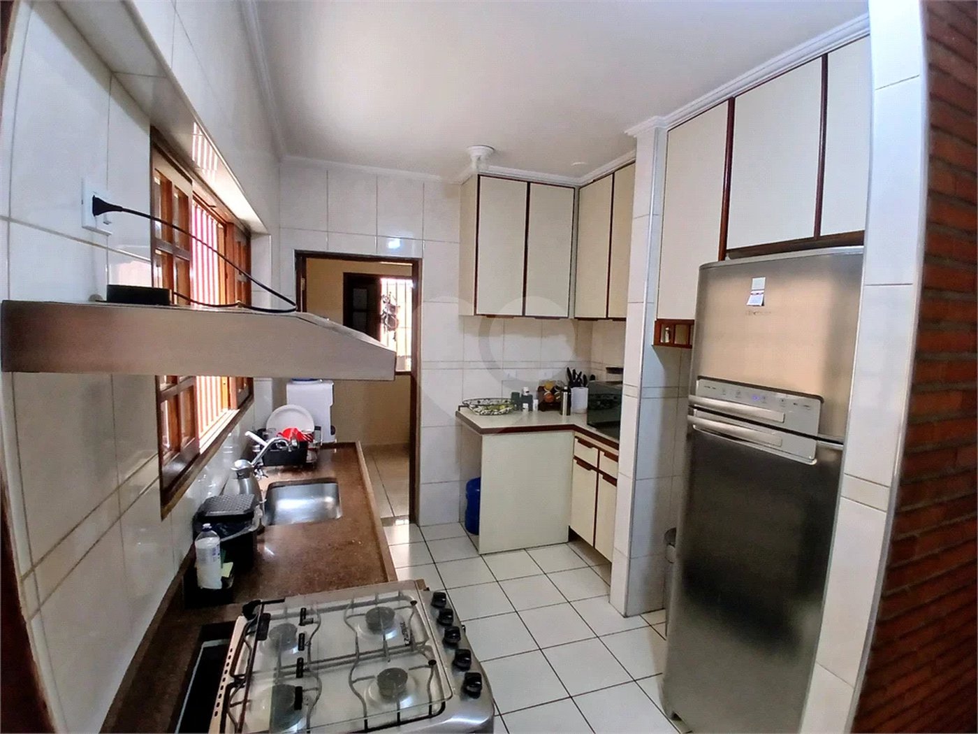 Sobrado à venda com 3 quartos, sendo 1 suíte,  em Tremembé, São Paulo, SP