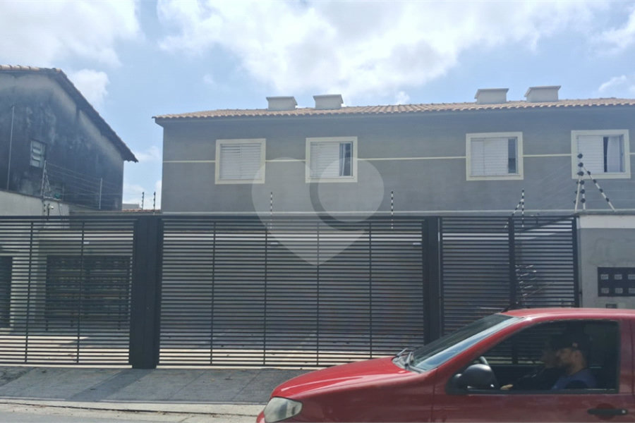 Casa à venda com 2 quartos, sendo 1 suíte, no condomínio Tanque Velho, São Paulo - SP