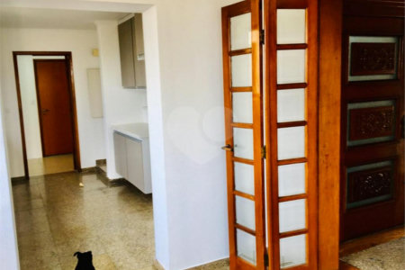 Apartamento à venda com 4 quartos, sendo 2 suítes, em Bosque da Saúde, São Paulo, SP
