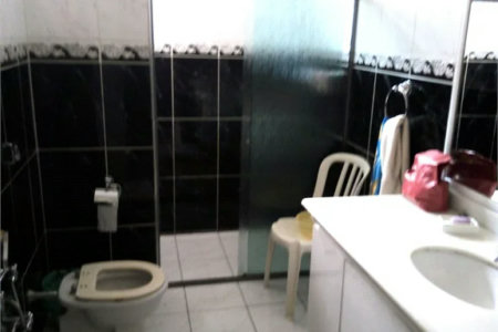 Sobrado à venda com 4 quartos, sendo 1 suíte,  em Vila Cordeiro, São Paulo, SP