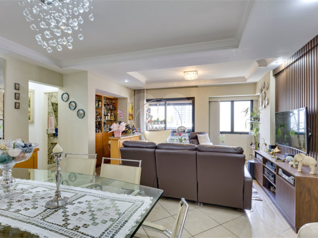Apartamento à venda com 3 quartos, sendo 2 suítes,  em Santo Amaro, São Paulo, SP