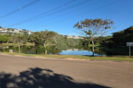 Terreno à venda no condomínio Shambala III, Atibaia - SP