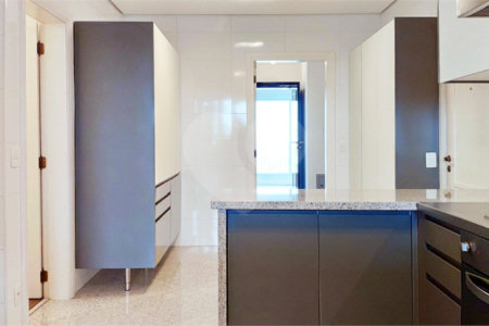 Apartamento para alugar com 2 suítes em Jardim Panorama, São Paulo, SP
