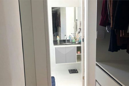 Casa à venda com 3 quartos, sendo 1 suíte, no condomínio Residencial Américo de Figueiredo, Sorocaba - SP