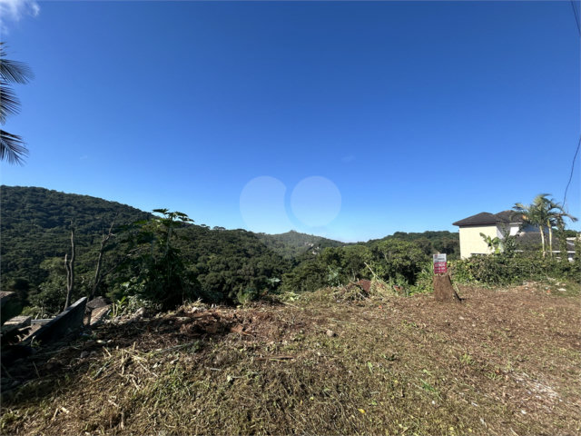 Terreno à venda no condomínio Alpes da Cantareira, Mairiporã - SP