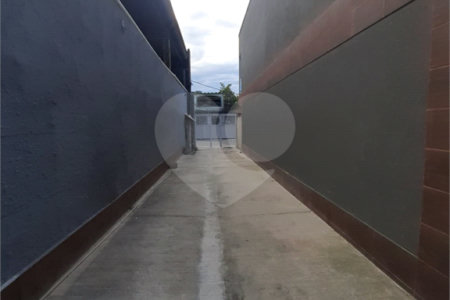 Casa à venda com 2 suítes no condomínio Residencial Marlene Correia, Rio de Janeiro - RJ