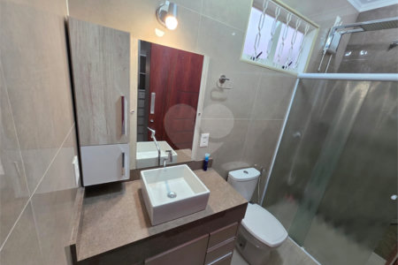 Sobrado 3 quartos 1 suíte e área de lazer