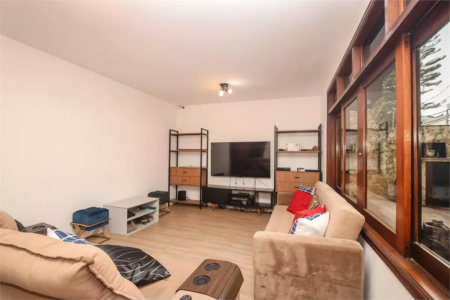 Sobrado à venda com 5 quartos, sendo 1 suíte, em Vila Sônia, São Paulo, SP