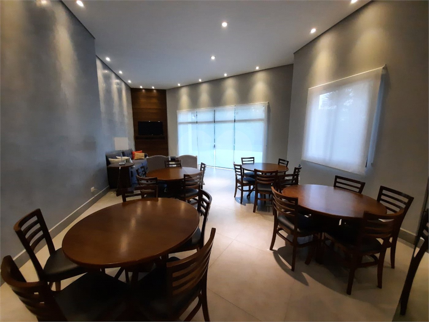 Apartamento de 257m² a venda em Moema, reformado, 4 dorms, 3 suítes, fora de rota,, 4 vagas