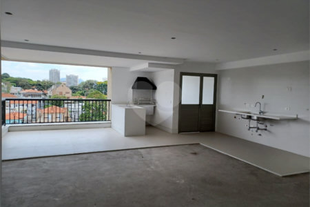 Cobertura à venda com 3 quartos, sendo 2 suítes,  em Lapa, São Paulo, SP