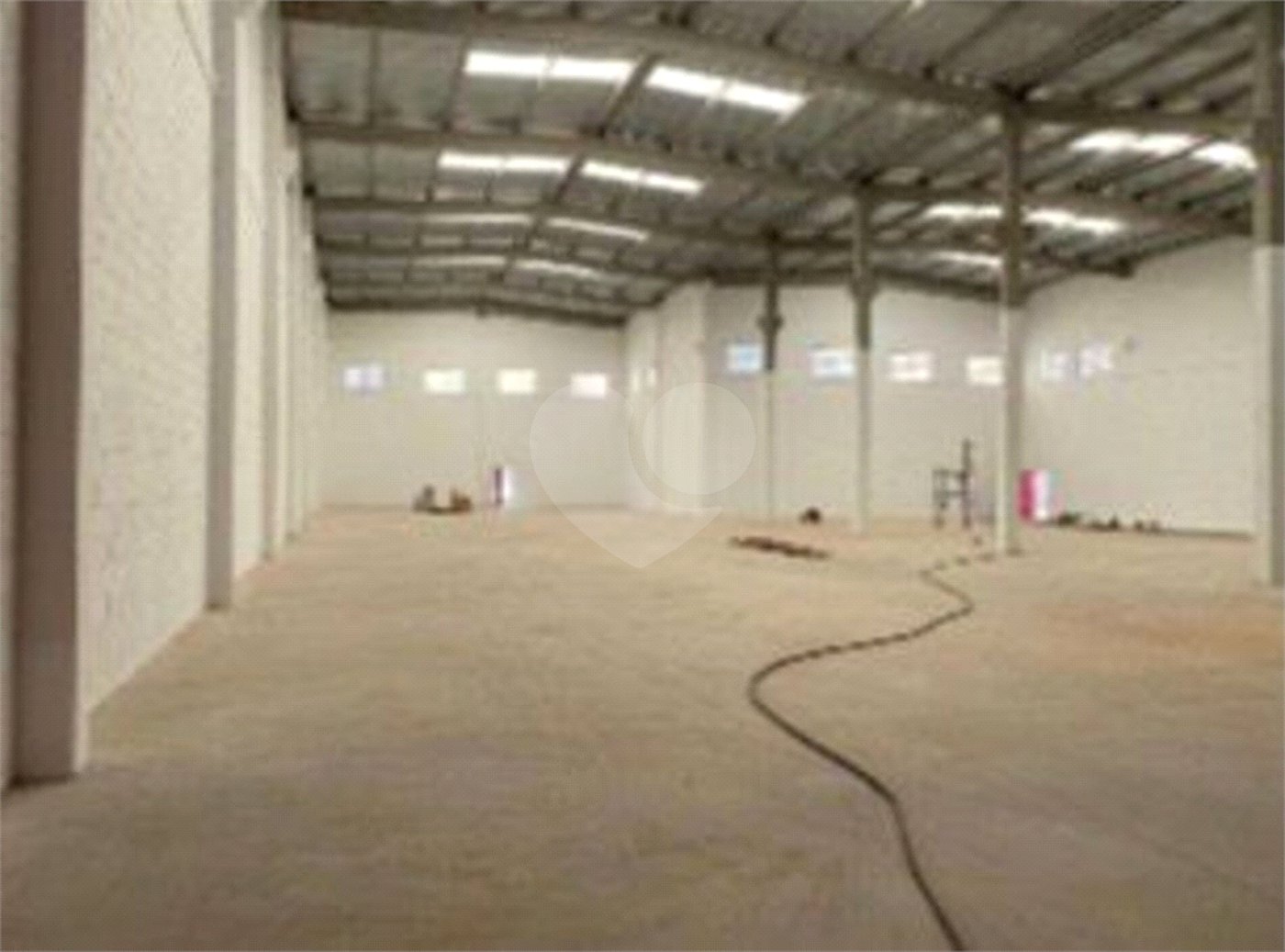 Casa para alugar com 1 quarto no condomínio Complexo Julio Reis de Galpões, Sorocaba - SP