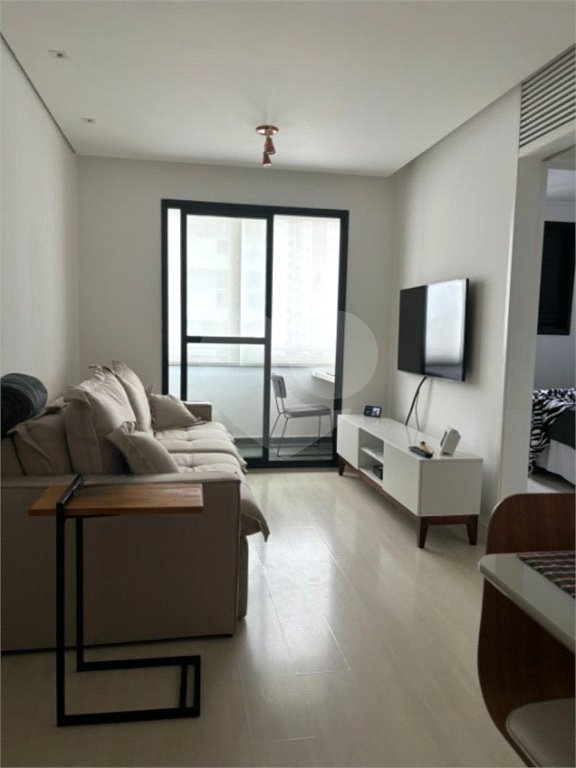 Apartamento à venda com 2 quartos em Vila Bertioga, São Paulo, SP