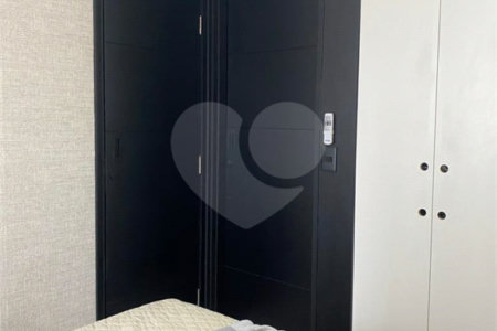 Apartamento à venda com 1 suíte em Alto da Boa Vista, São Paulo, SP
