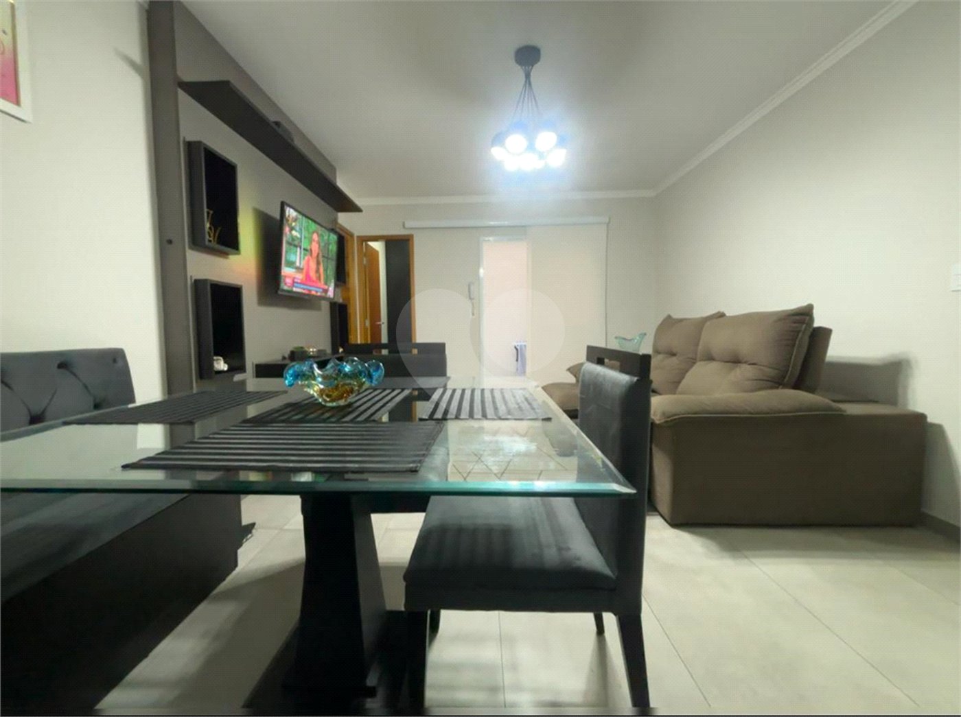 Apartamento à venda com 2 suítes em Vila Gustavo, São Paulo, SP