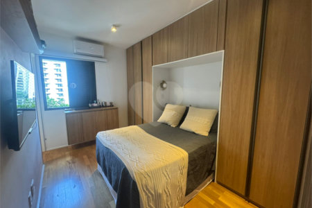 Apartamento à venda com 3 suítes em Indianópolis, São Paulo, SP