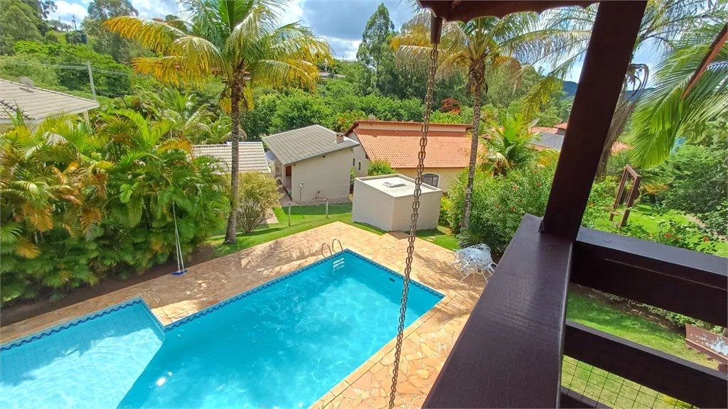 Casa à venda com 4 quartos, sendo 1 suíte,  no condomínio Jardim do Ribeirão I, Itupeva - SP