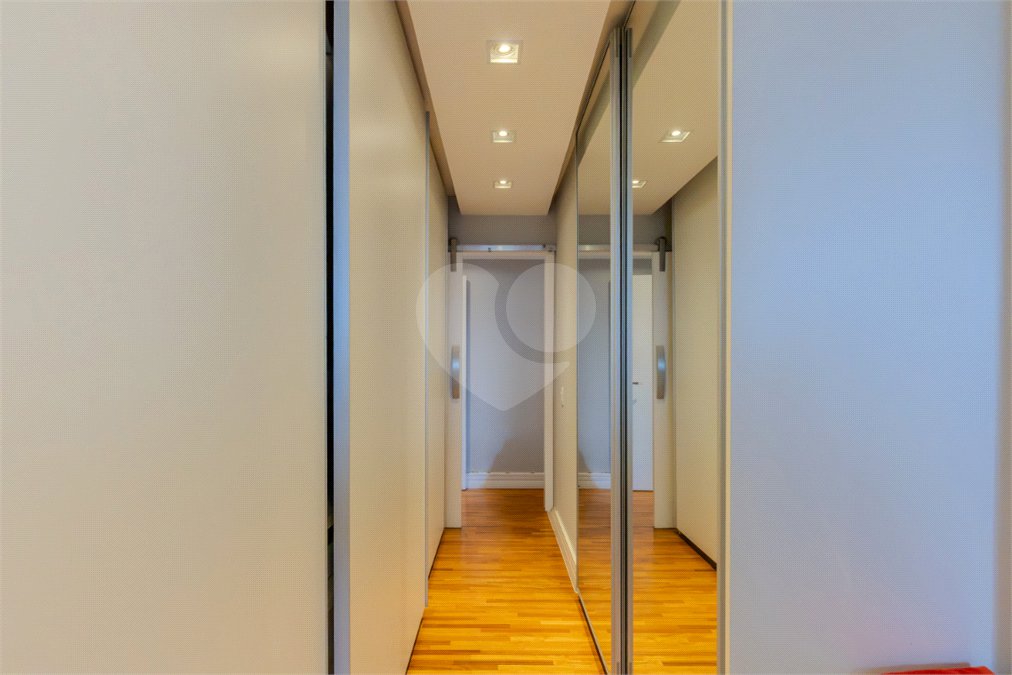 Apartamento à venda com 3 suítes em Chácara Santo Antônio, São Paulo, SP