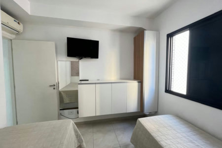 Oportunidade em Pitangueiras! Apartamento de 2 Dormitórios a Poucos Passos da Praia