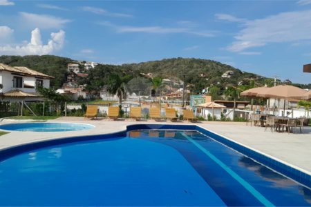 Casa à venda com 4 quartos, sendo 2 suítes, em Manguinhos, Armação dos Búzios, RJ