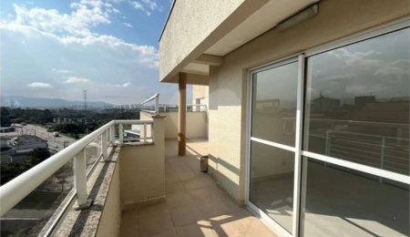 Apartamento à venda ou para alugar com 4 quartos, sendo 2 suítes,  em Vila Oliveira, Mogi das Cruzes, SP