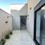 Casa à venda com 3 quartos, sendo 2 suítes, no condomínio Residencial Maria Dulce, Indaiatuba - SP