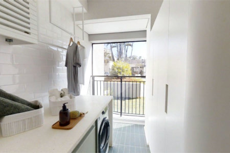 Apartamento novo com 02 Dormitórios e uma Suíte.