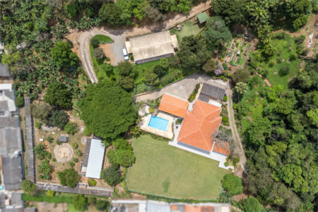 Chácara à venda com 4 quartos, sendo 2 suítes, em Portão, Atibaia, SP