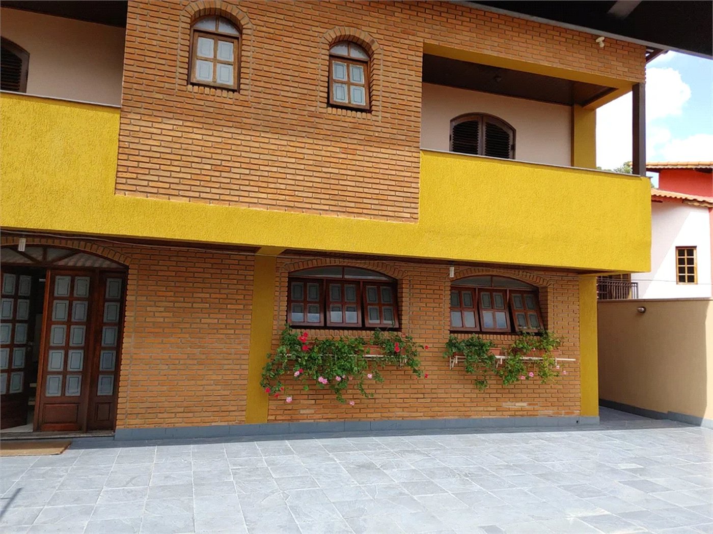 Casa à venda com 4 quartos, sendo 2 suítes, em Parque dos Príncipes, São Paulo, SP