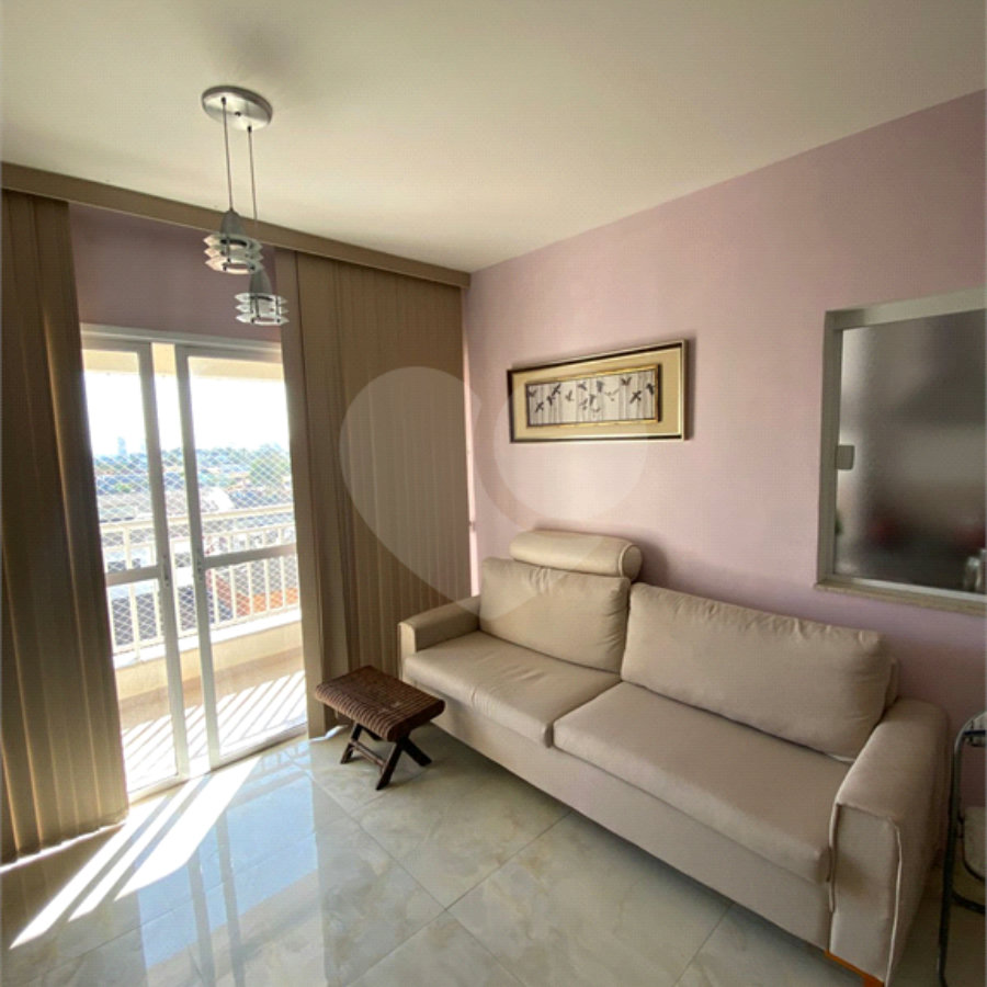 Apartamento à venda com 3 quartos, sendo 1 suíte, em Vila Rubens, Mogi das Cruzes, SP