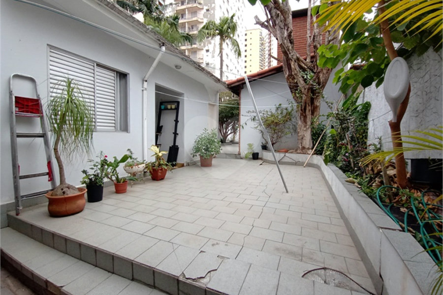Casa à venda com 4 quartos, sendo 1 suíte, em Santana, São Paulo, SP