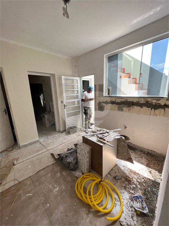 Sobrado à venda com 3 quartos, sendo 1 suíte, em Vila Mazzei, São Paulo, SP