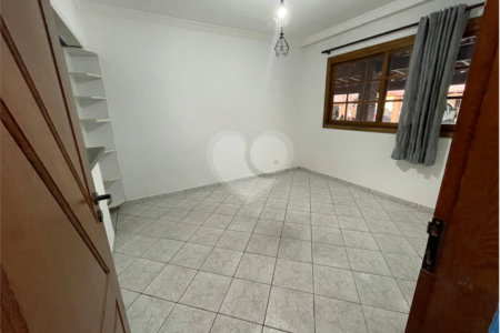Casa à venda com 3 quartos no condomínio Residencial Dona Lilla, Itu - SP