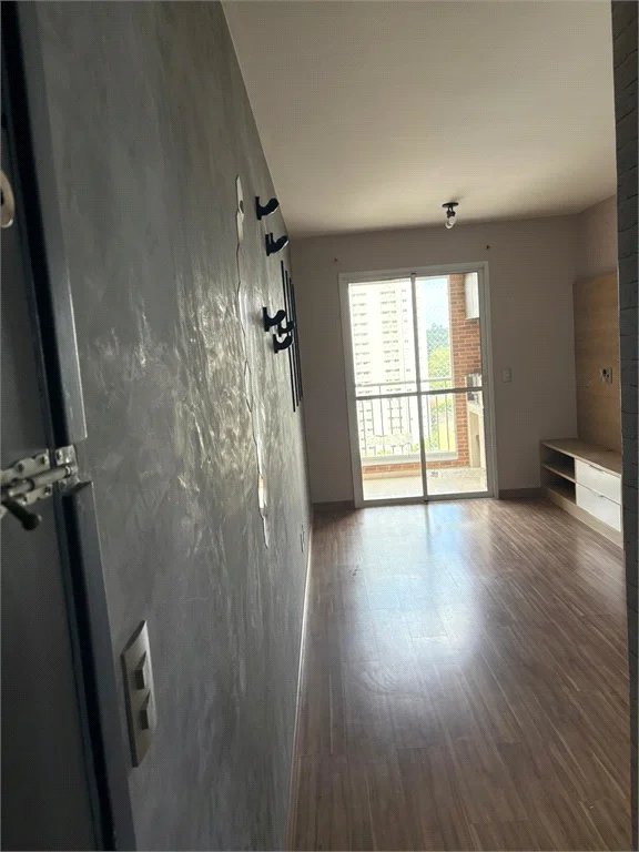 Apartamento à venda com 3 quartos, sendo 1 suíte,  em Jaguaré, São Paulo, SP