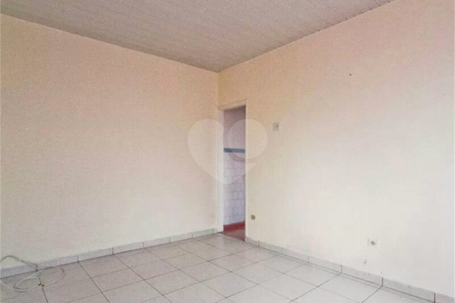 Casa Térrea à venda com 3 quartos em Imirim, São Paulo, SP