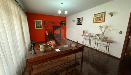 Casa à venda com 3 quartos, sendo 1 suíte, no Centro, Itapetininga, SP