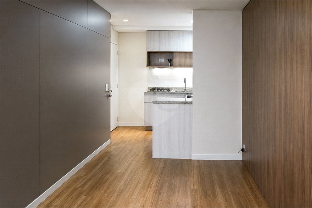 Apartamento à venda com 3 suítes em Sumarezinho, São Paulo, SP