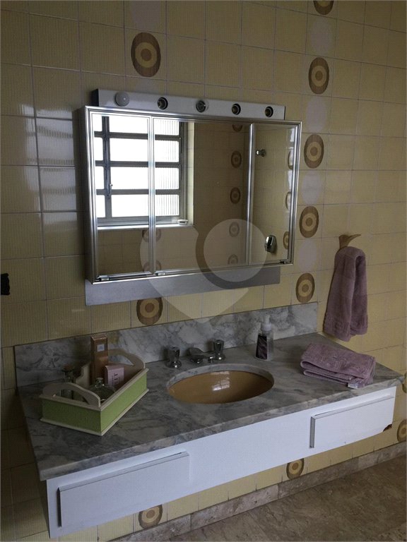 Sobrado à venda com 3 quartos, sendo 1 suíte, em Vila Nova Caledônia, São Paulo, SP
